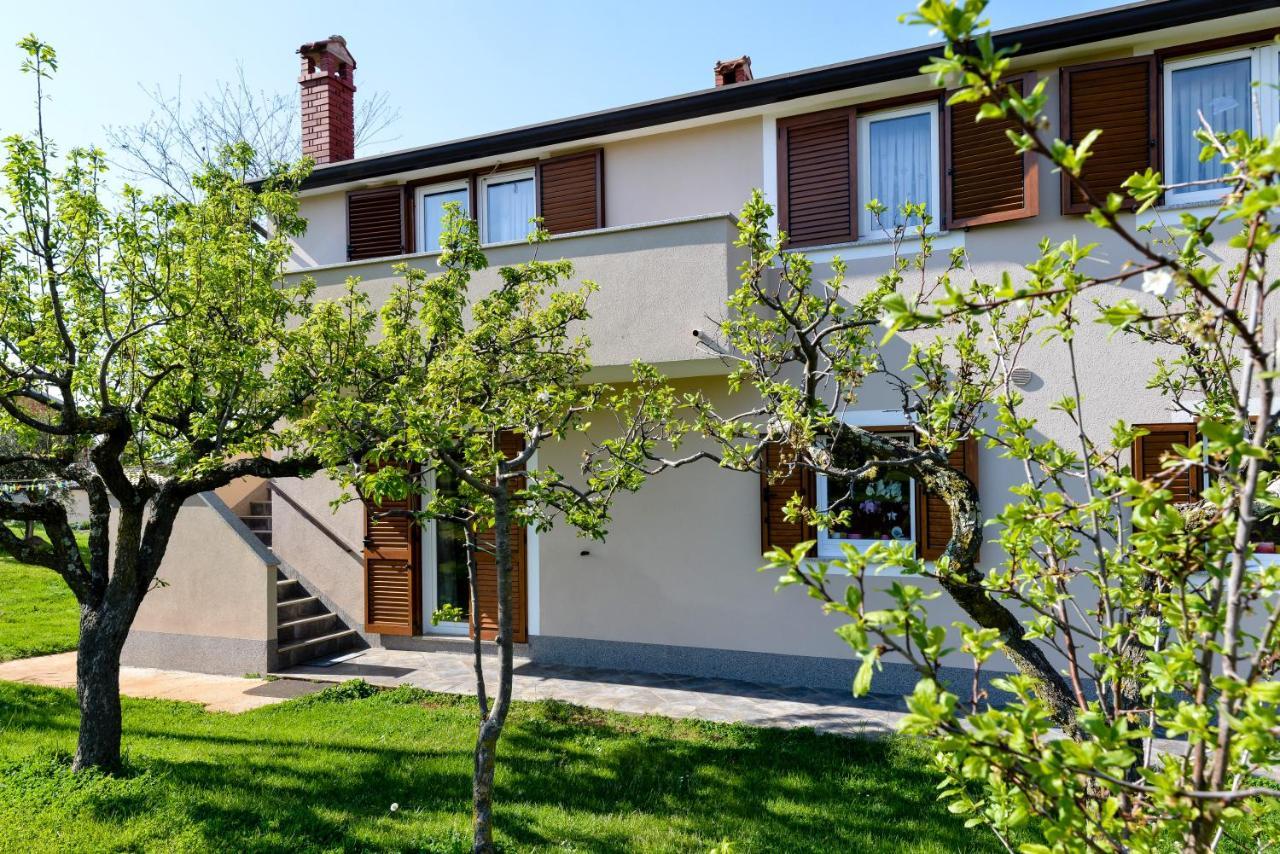 Ferienwohnung App Keti Umag Exterior foto