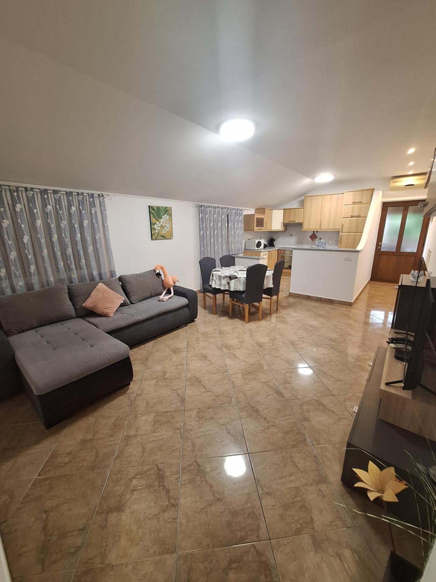 Ferienwohnung App Keti Umag Exterior foto